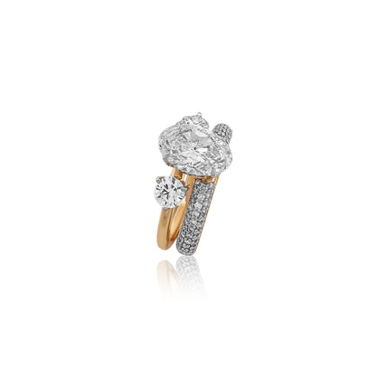 Luxurious Diamond  Ring 3.20 cts  TW 18k Gold